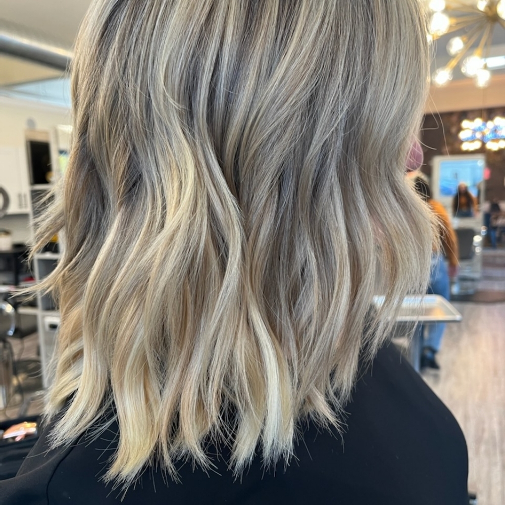 Hair extensions - Picture 3 of 13